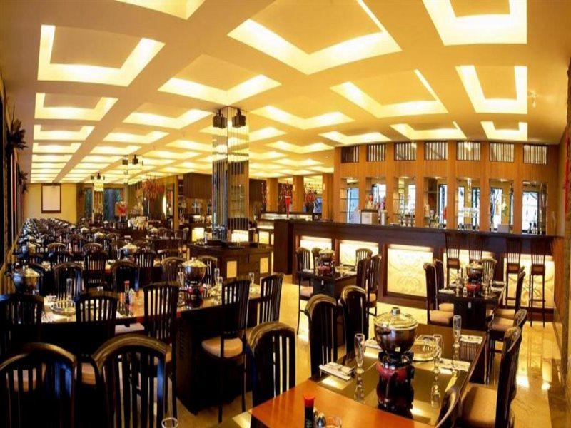 The Valley Resort Hotel Cimenyan Экстерьер фото