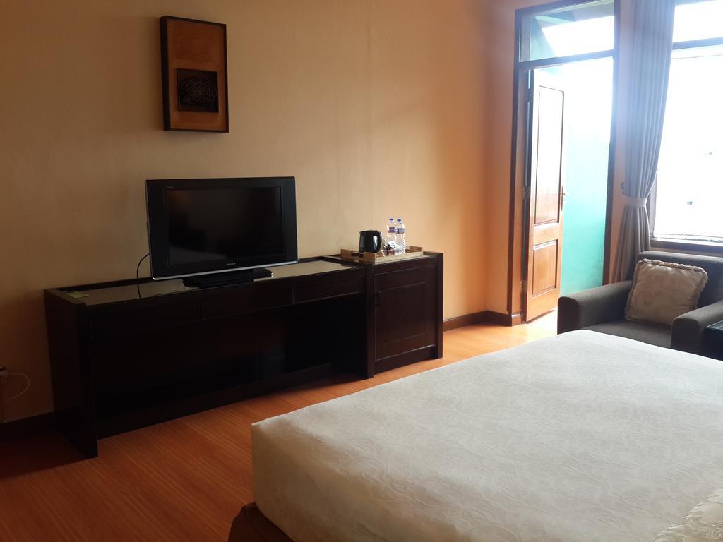 The Valley Resort Hotel Cimenyan Экстерьер фото